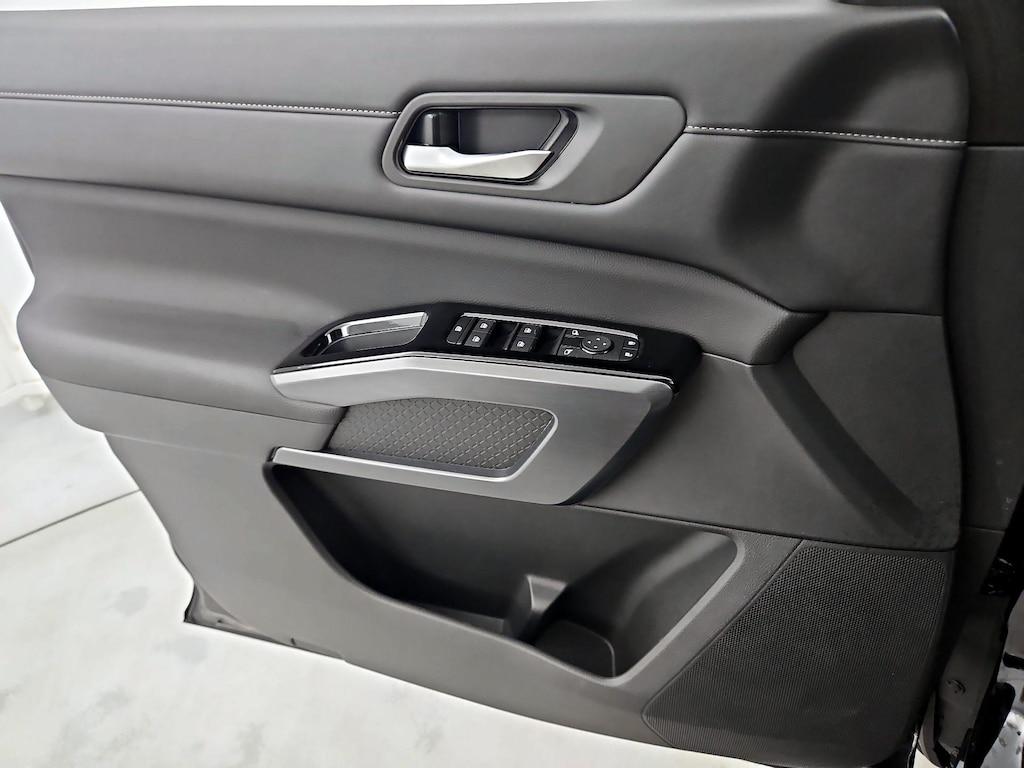 used 2024 Nissan Pathfinder car, priced at $35,998
