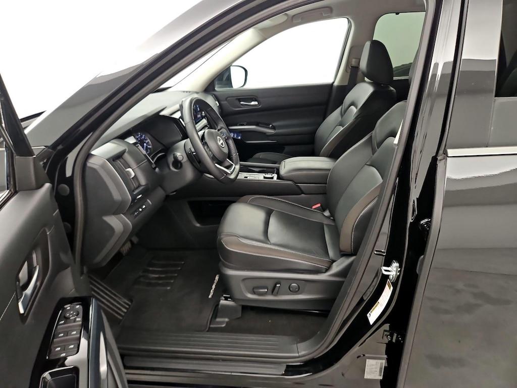used 2024 Nissan Pathfinder car, priced at $35,998
