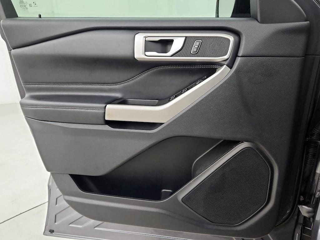 used 2022 Ford Explorer car, priced at $27,998