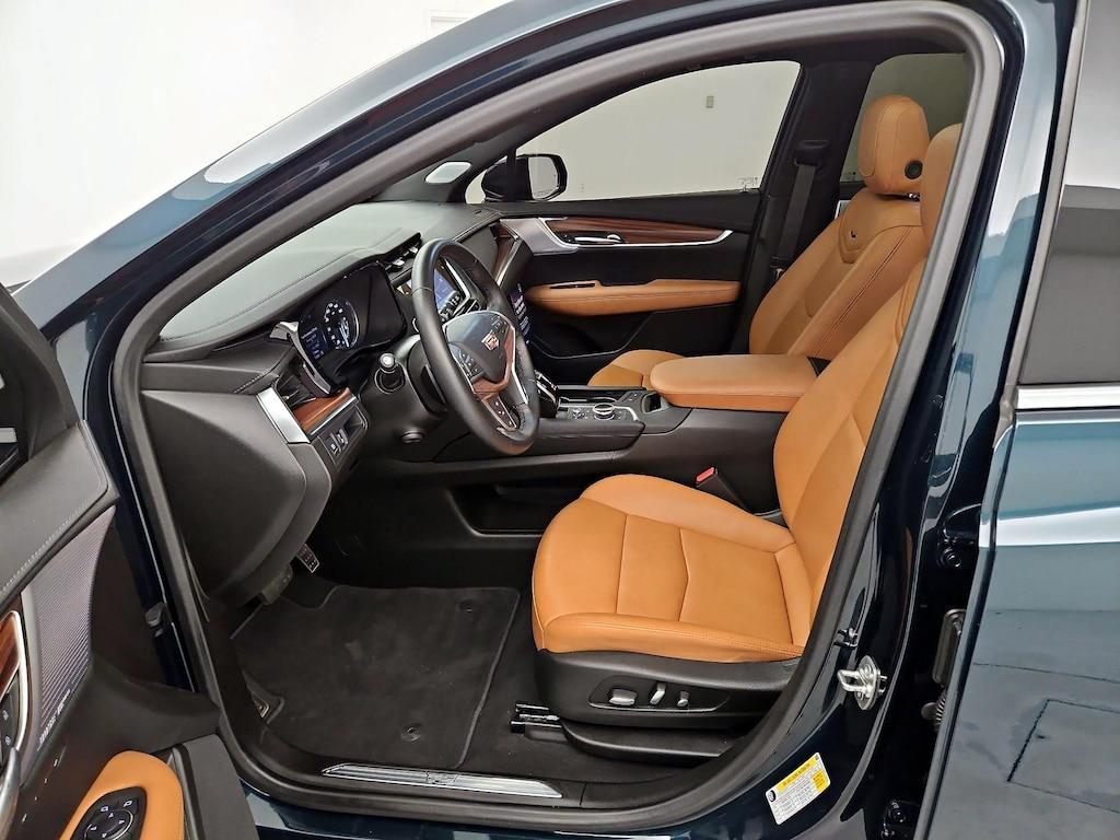 used 2024 Cadillac XT5 car, priced at $46,998