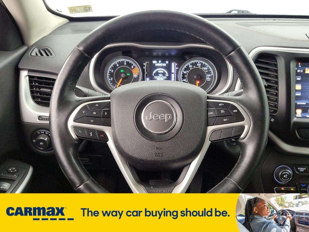 used 2018 Jeep Cherokee car, priced at $13,998