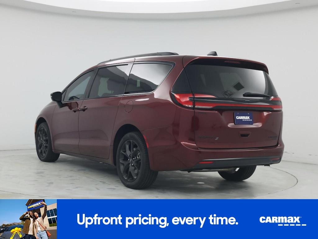 used 2023 Chrysler Pacifica car, priced at $42,998