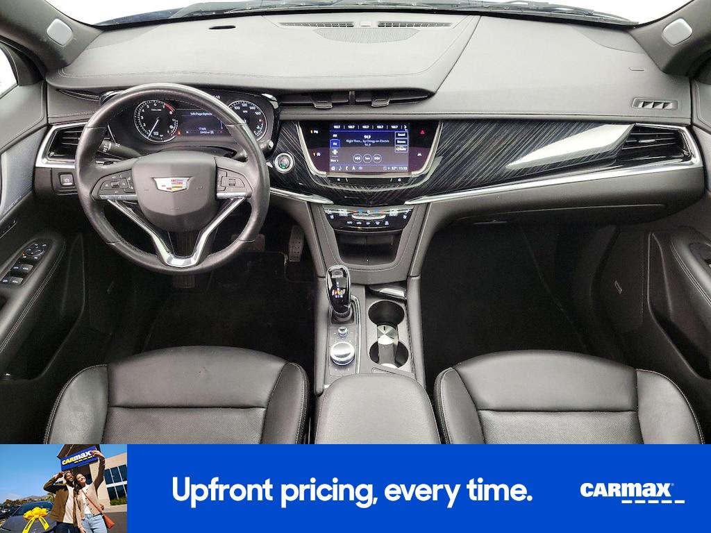 used 2023 Cadillac XT6 car, priced at $42,998