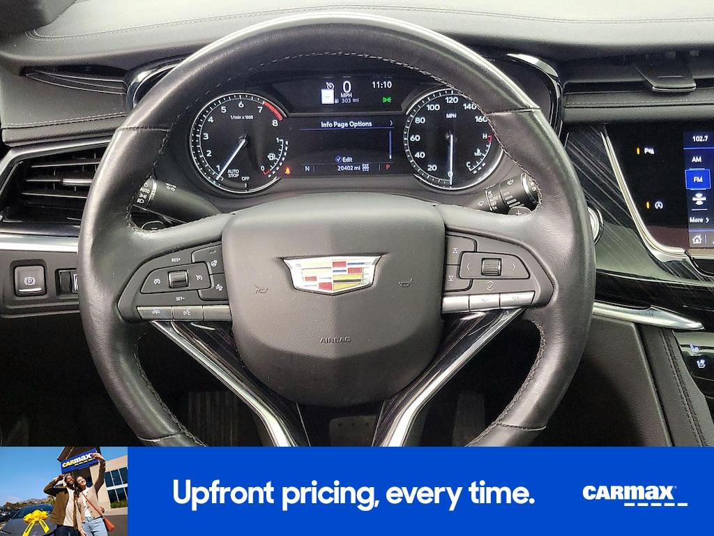 used 2023 Cadillac XT6 car, priced at $42,998