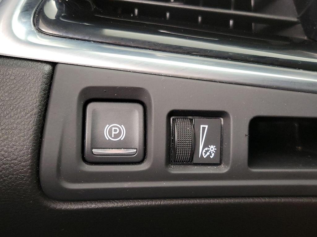 used 2023 Cadillac XT6 car, priced at $42,998