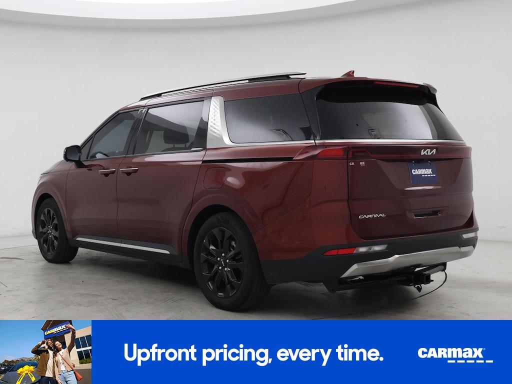 used 2024 Kia Carnival car, priced at $41,998