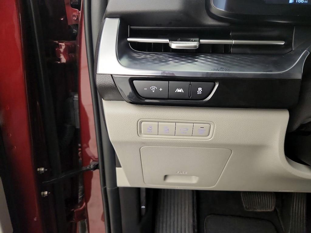 used 2024 Kia Carnival car, priced at $44,998
