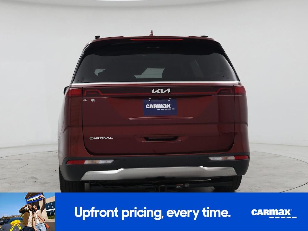 used 2024 Kia Carnival car, priced at $41,998