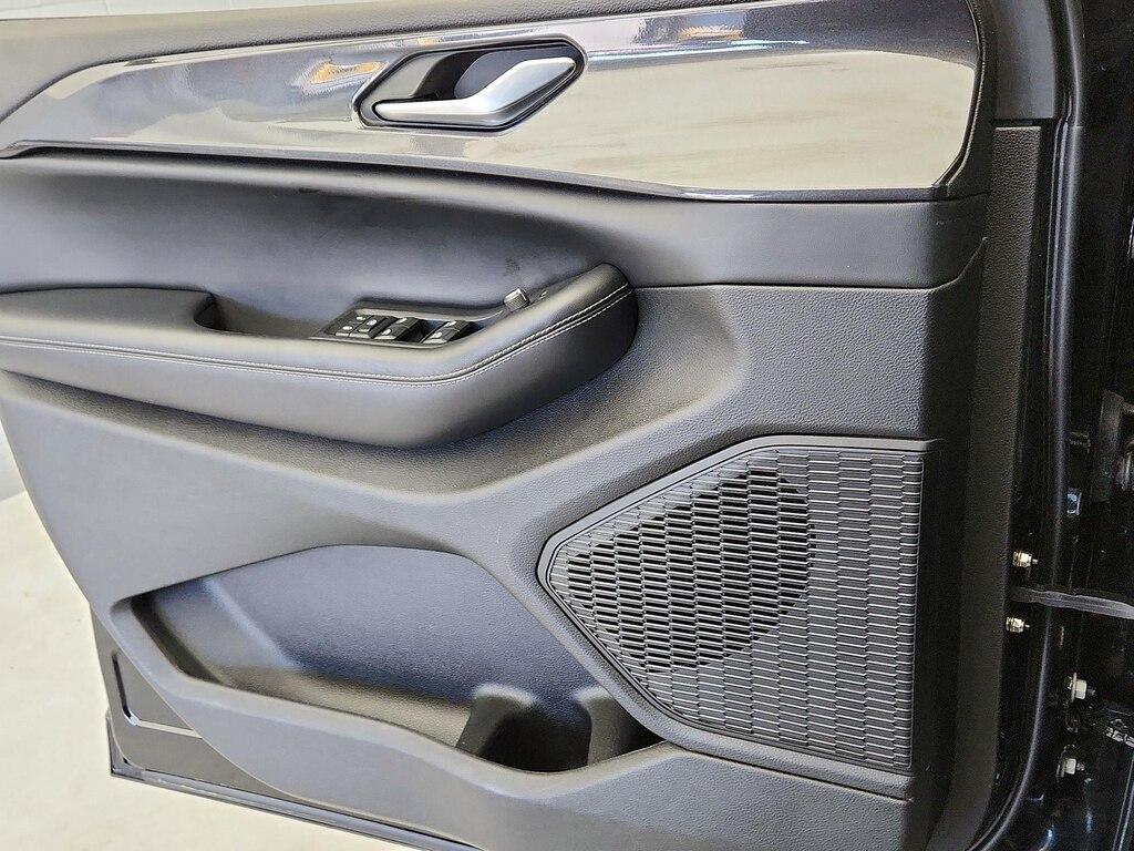 used 2023 Jeep Grand Cherokee car, priced at $26,998