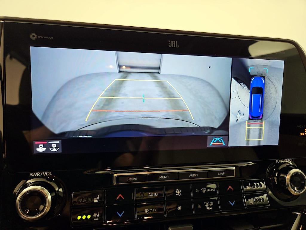 used 2022 Toyota Highlander car, priced at $39,998