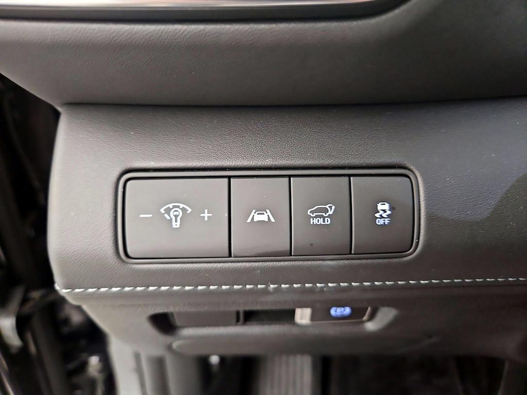 used 2023 Hyundai Santa Fe car, priced at $32,998