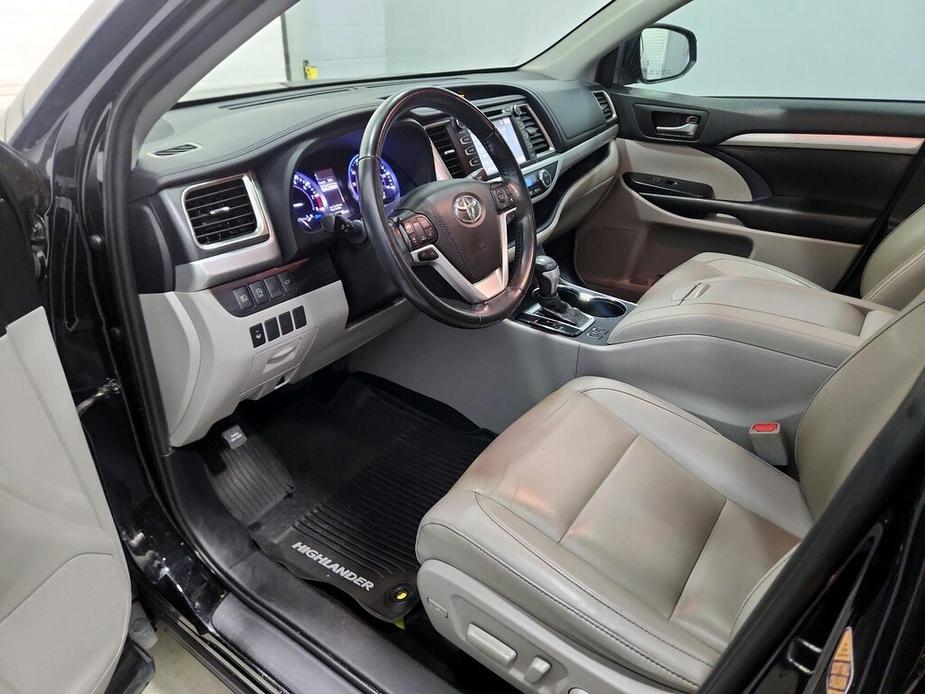 used 2019 Toyota Highlander car, priced at $21,998