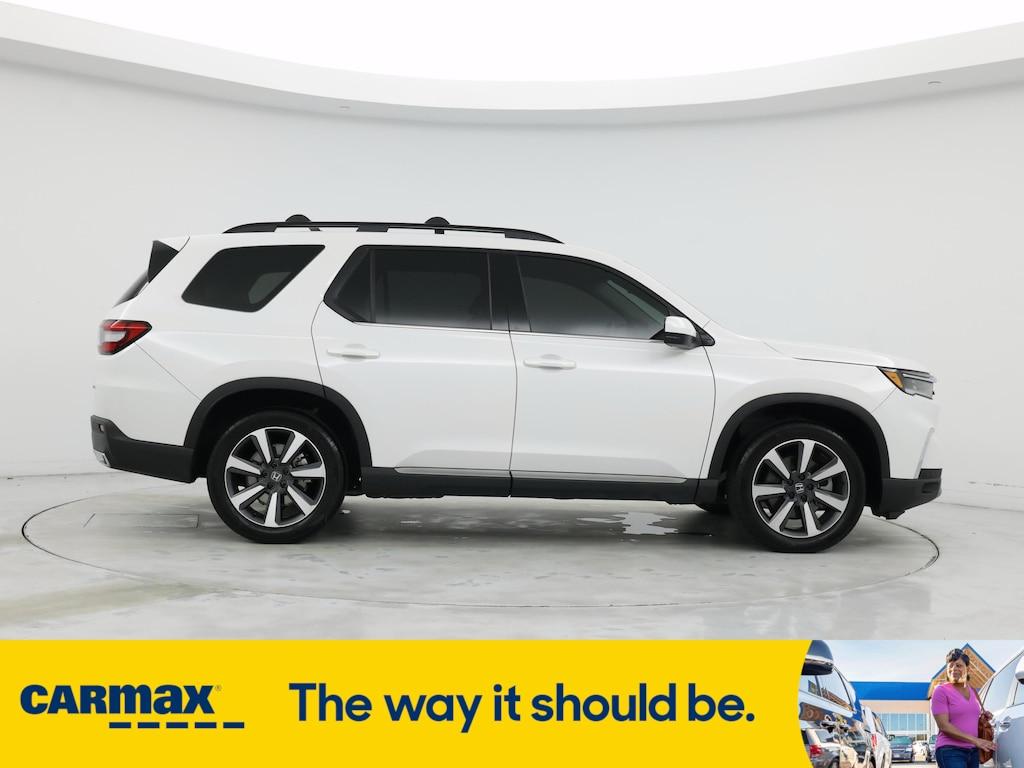 used 2025 Honda Pilot car, priced at $44,998