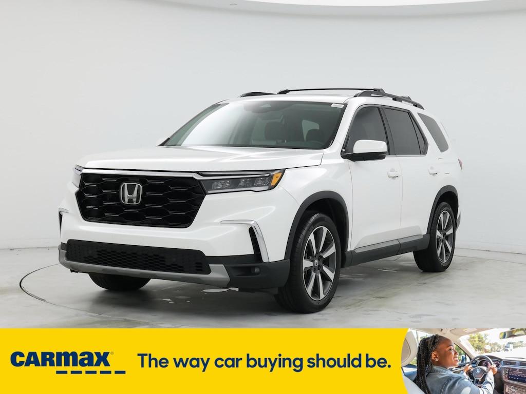 used 2025 Honda Pilot car, priced at $44,998