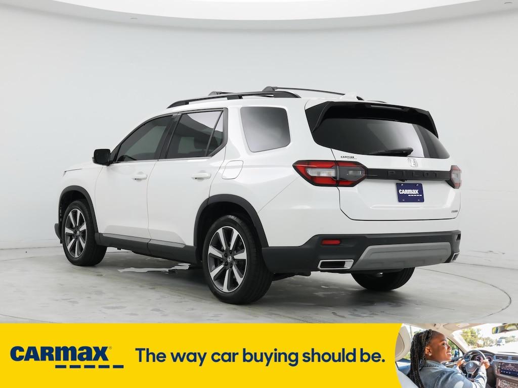 used 2025 Honda Pilot car, priced at $44,998