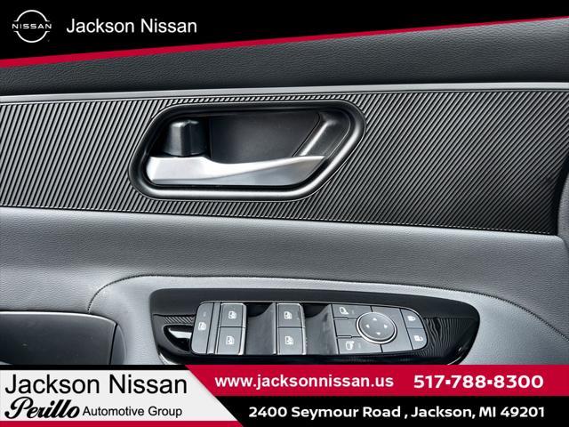 new 2025 Nissan Murano car, priced at $45,555