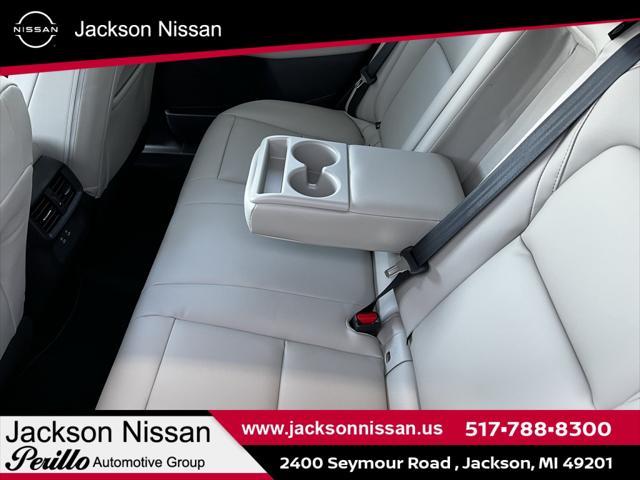 new 2025 Nissan Murano car, priced at $50,890