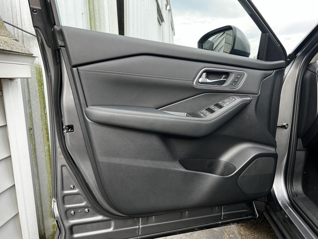 new 2026 Nissan Rogue car, priced at $44,675