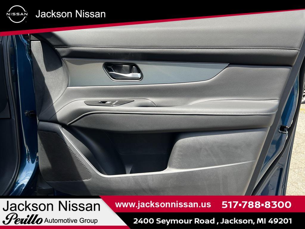 new 2025 Nissan Murano car, priced at $50,260