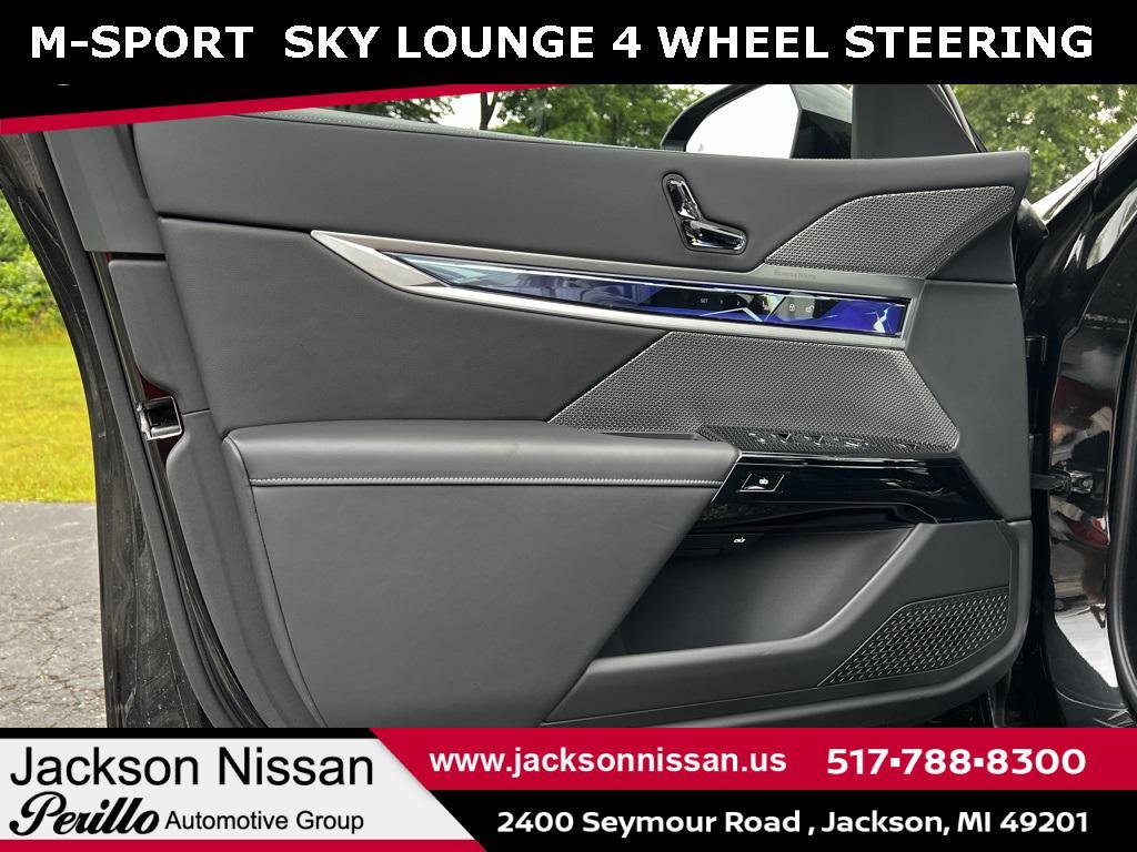 used 2025 BMW 760 car, priced at $111,895