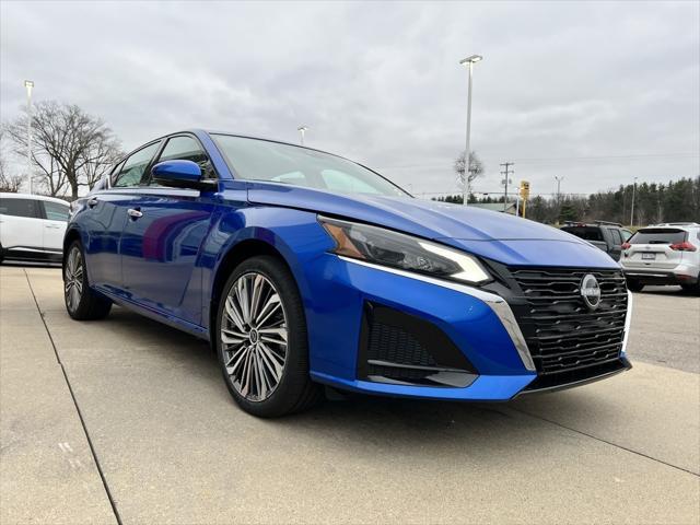 new 2025 Nissan Altima car, priced at $37,605