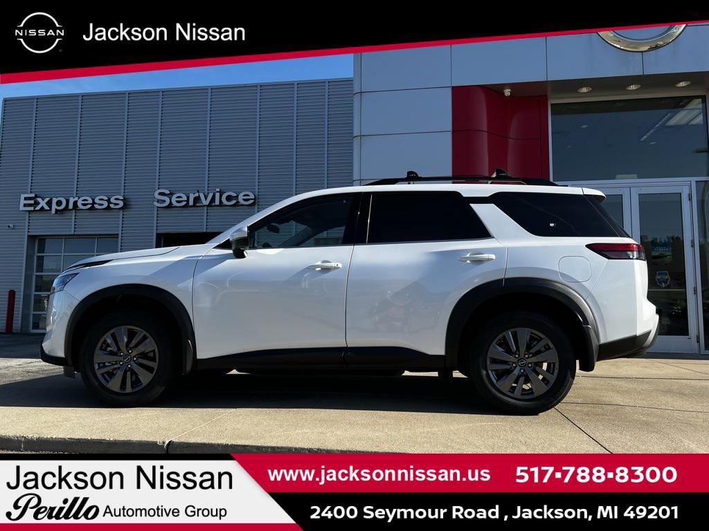 new 2025 Nissan Pathfinder car, priced at $44,595