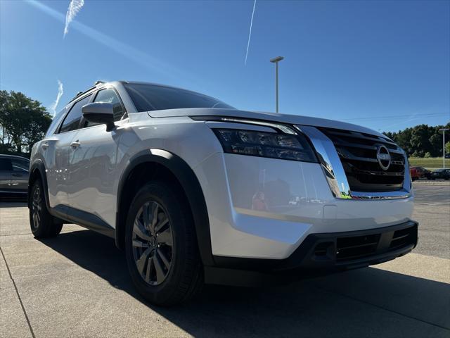 new 2025 Nissan Pathfinder car, priced at $44,595