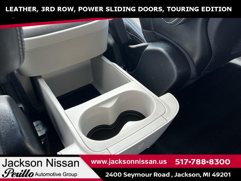 used 2023 Chrysler Pacifica car, priced at $24,498