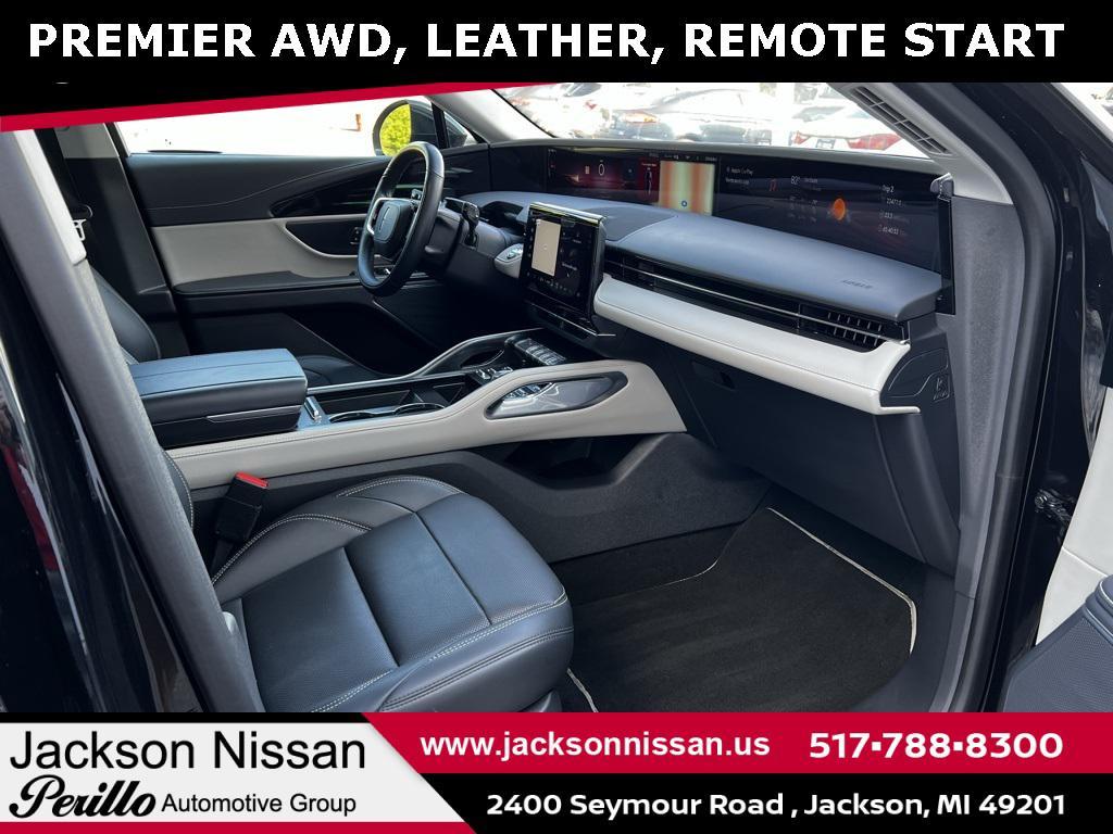 used 2024 Lincoln Nautilus car, priced at $45,498