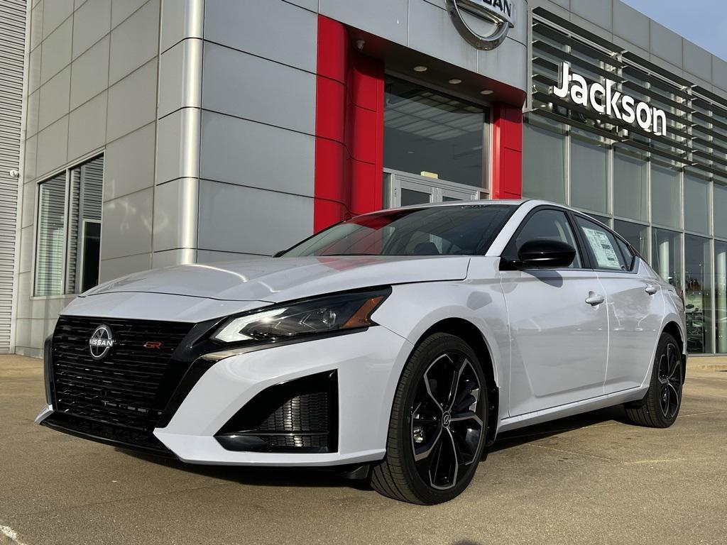 new 2025 Nissan Altima car, priced at $35,980