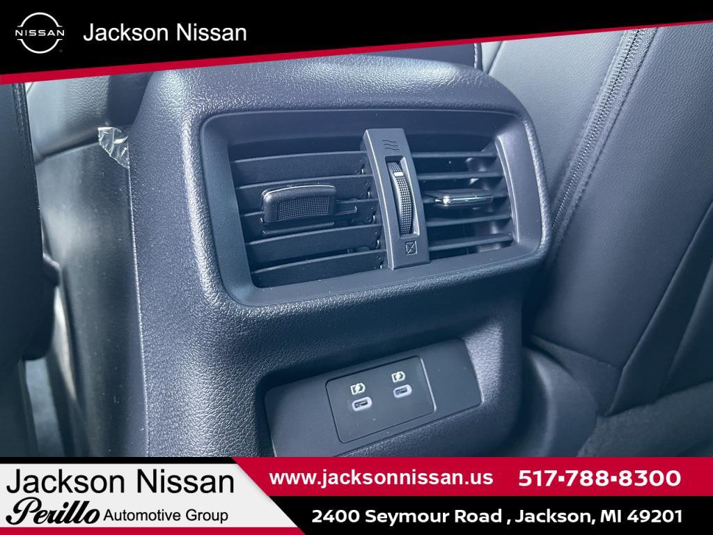 new 2025 Nissan Murano car, priced at $49,260