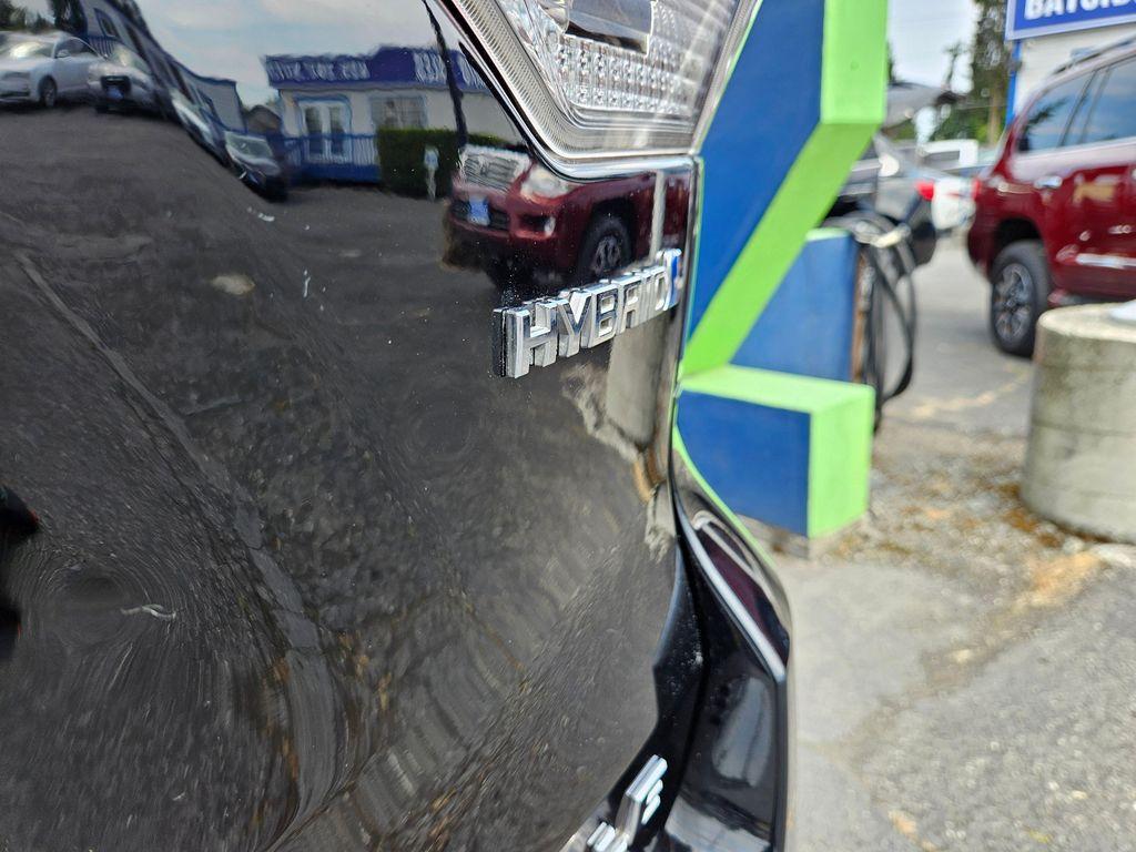 used 2018 Toyota Highlander Hybrid car, priced at $20,888