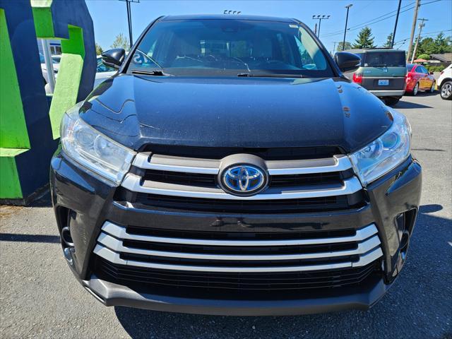 used 2018 Toyota Highlander Hybrid car, priced at $22,999