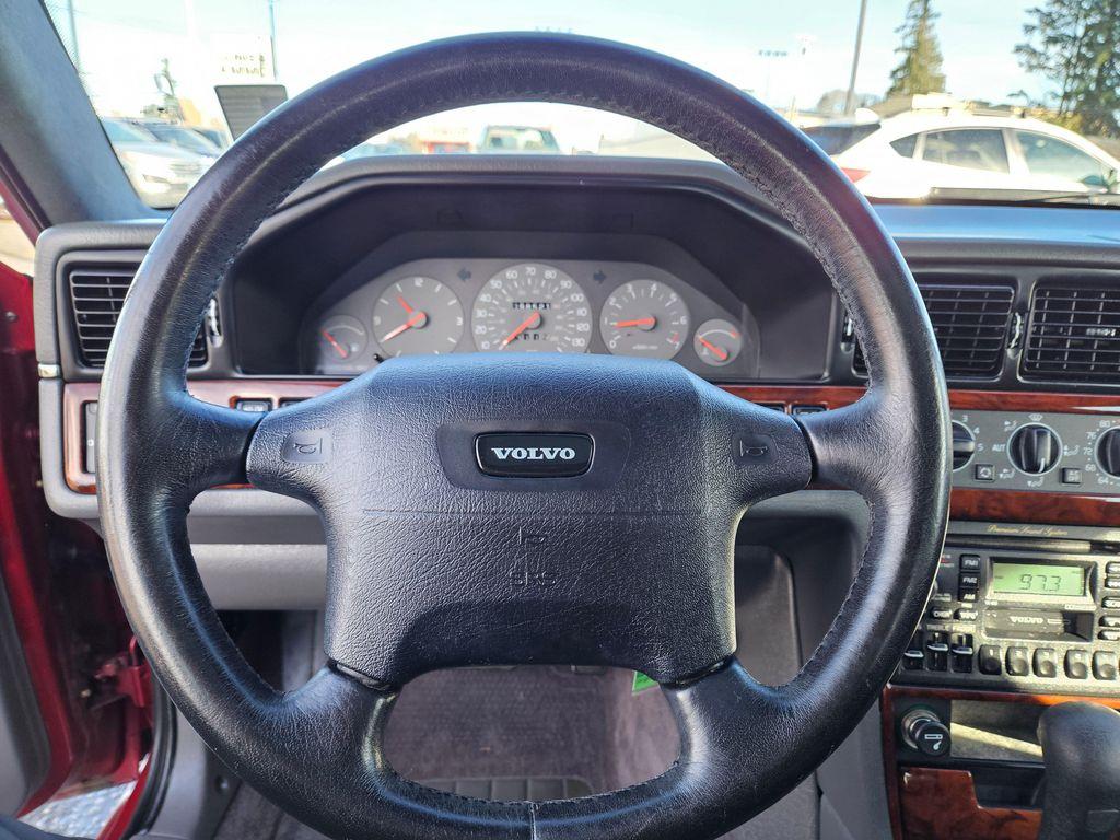 used 1996 Volvo 960 car, priced at $4,499