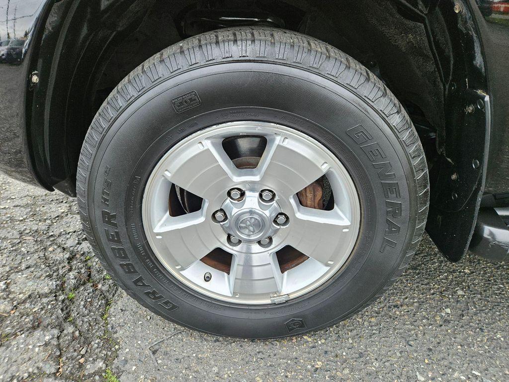 used 2005 Toyota 4Runner car, priced at $9,499