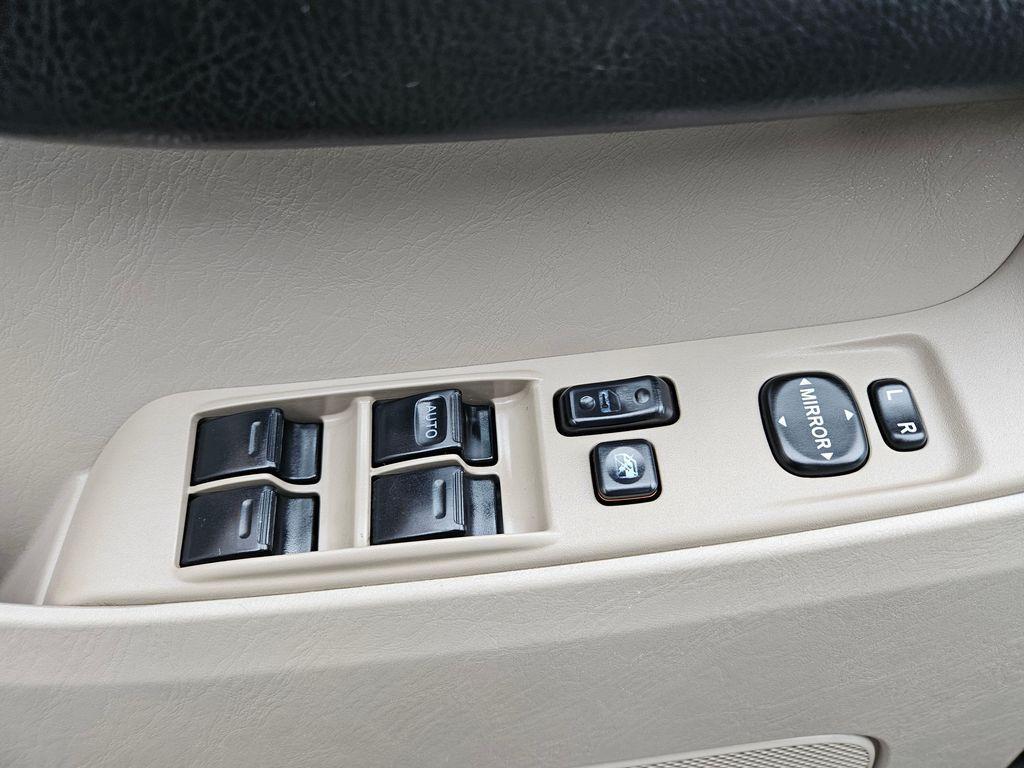 used 2005 Toyota 4Runner car, priced at $9,499