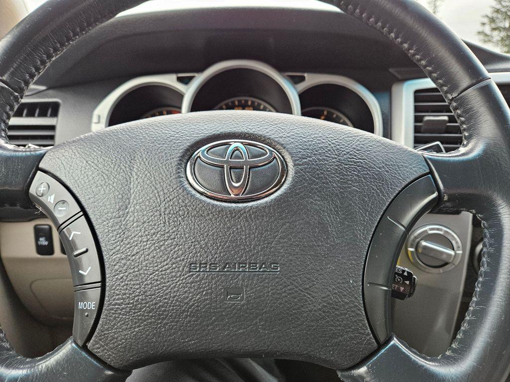 used 2005 Toyota 4Runner car, priced at $9,499