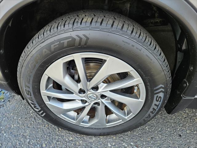 used 2015 Nissan Rogue car, priced at $12,499