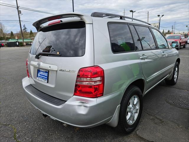 used 2002 Toyota Highlander car, priced at $6,999