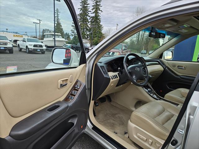 used 2002 Toyota Highlander car, priced at $6,999