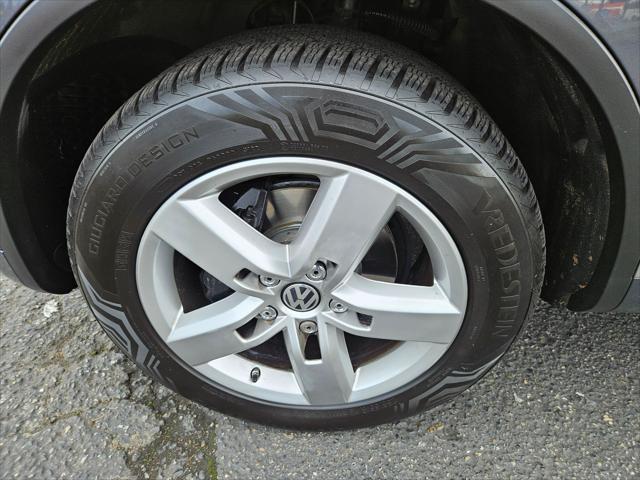 used 2012 Volkswagen Touareg car, priced at $12,999