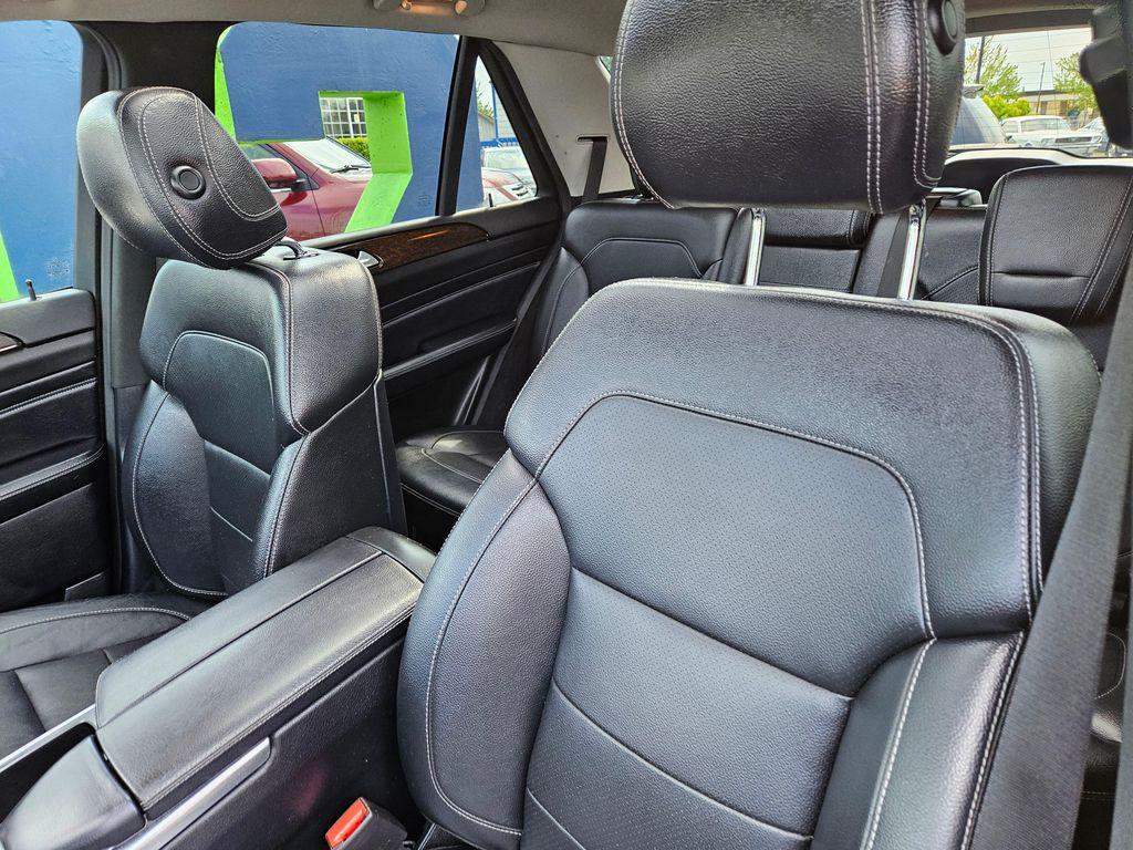 used 2014 Mercedes-Benz M-Class car, priced at $12,999