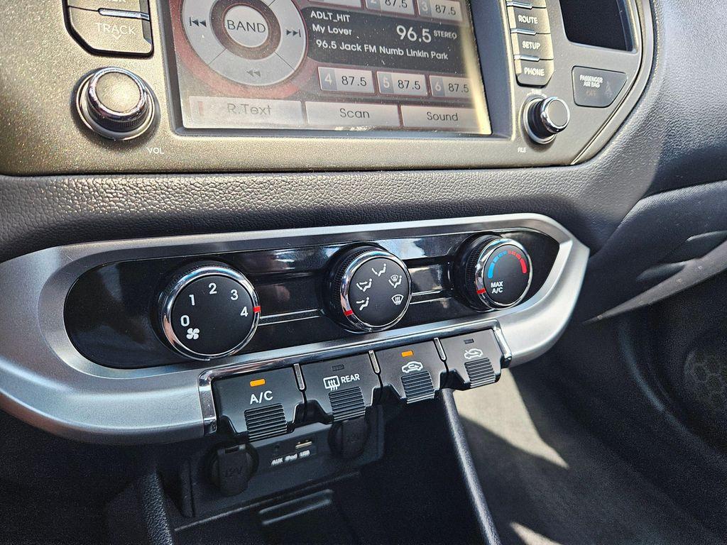 used 2013 Kia Rio car, priced at $5,999