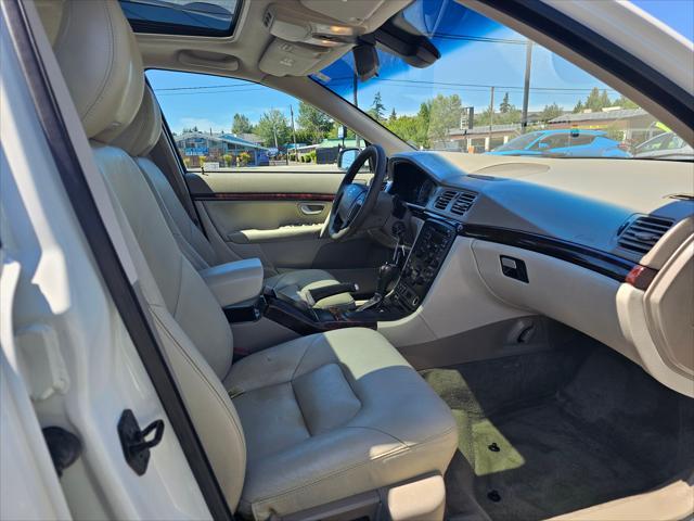 used 2004 Volvo S80 car, priced at $5,999