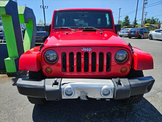 used 2013 Jeep Wrangler Unlimited car, priced at $17,999