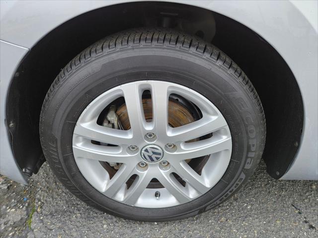 used 2014 Volkswagen Beetle car, priced at $12,999