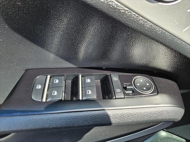 used 2022 Kia Soul car, priced at $13,999