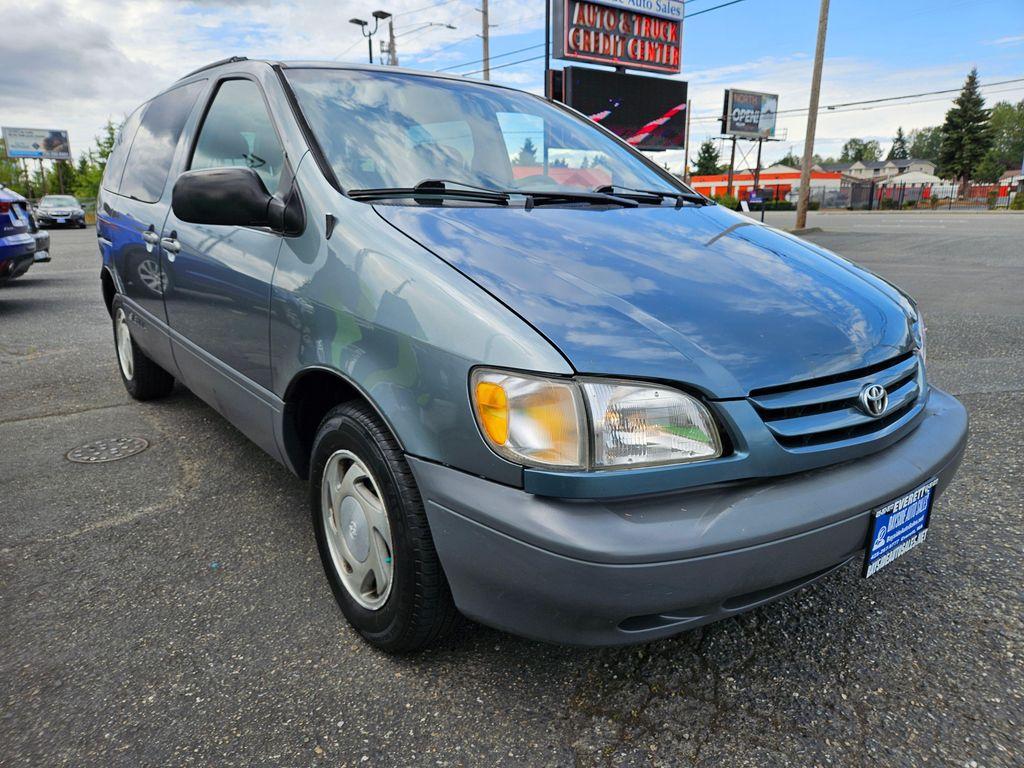 used 1999 Toyota Sienna car, priced at $4,999