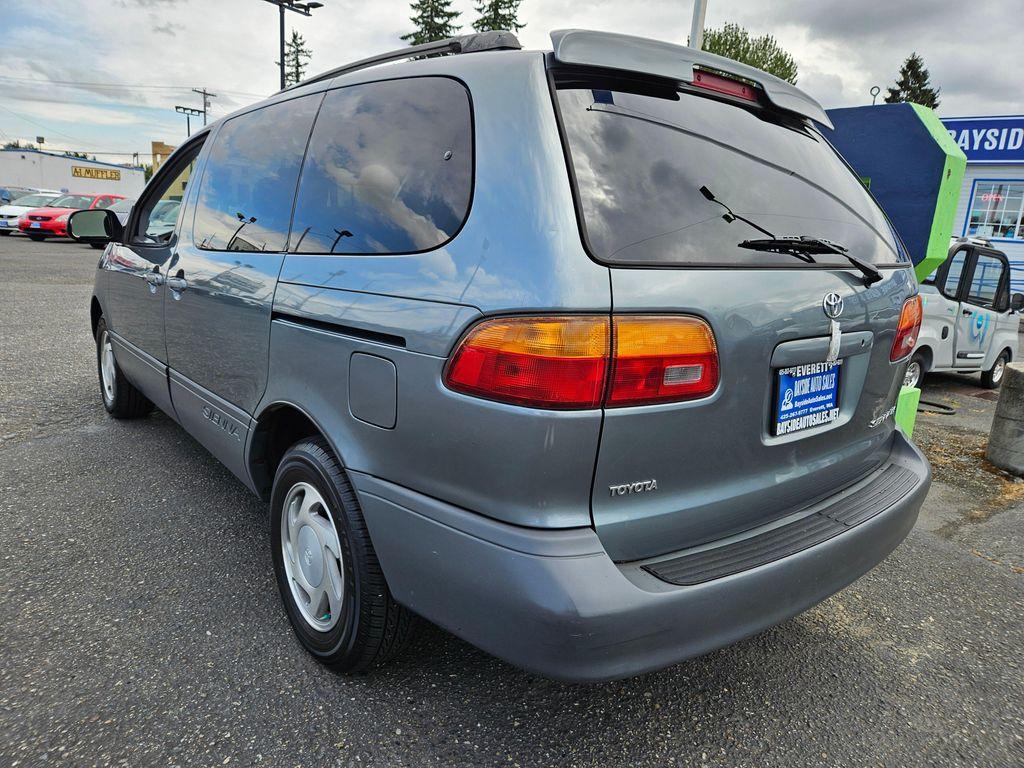 used 1999 Toyota Sienna car, priced at $4,999
