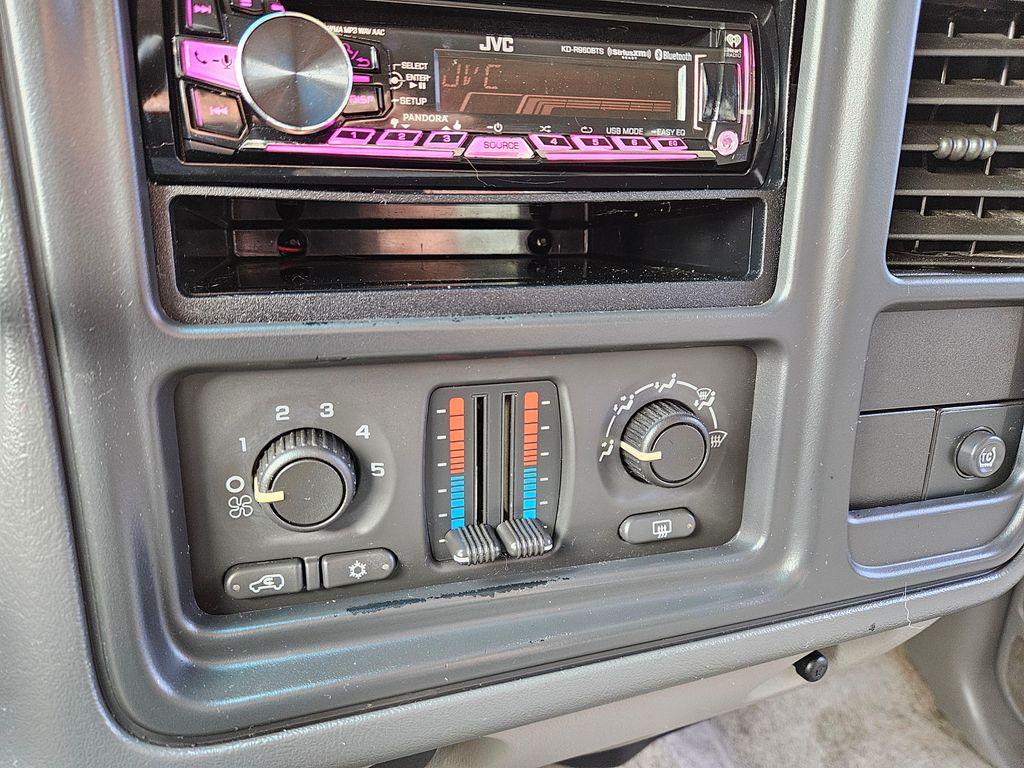 used 2003 GMC Yukon car, priced at $4,999